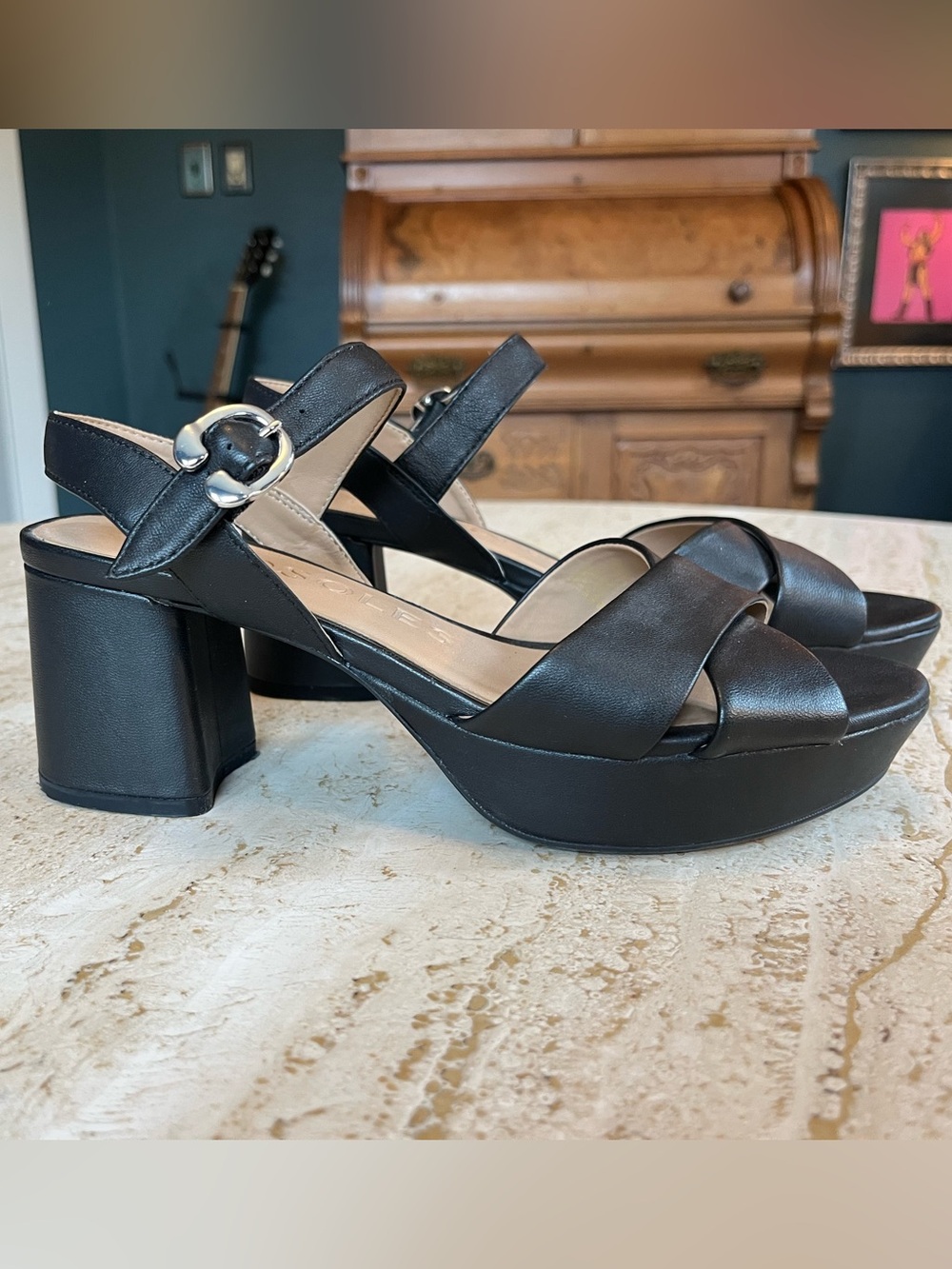 Aerosoles | Cosmos Platform Sandals | Black Leather | Size 8 - Picture 3 of 6